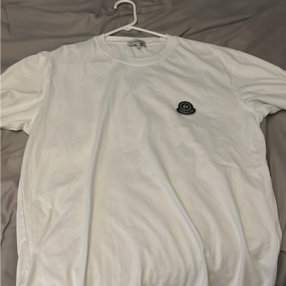 Moncler T-shirt